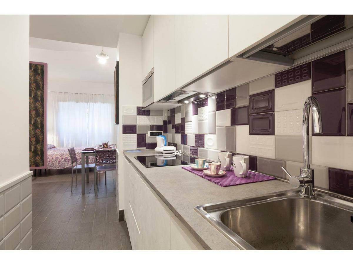 My Purple Apartment In The Center Of Rzym Zewnętrze zdjęcie